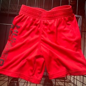 Under armour shorts size 5 excellent condition